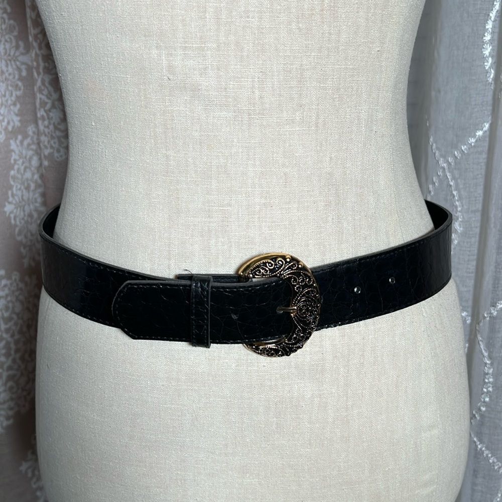 1990's Black faux leather belt with gold and black buckle